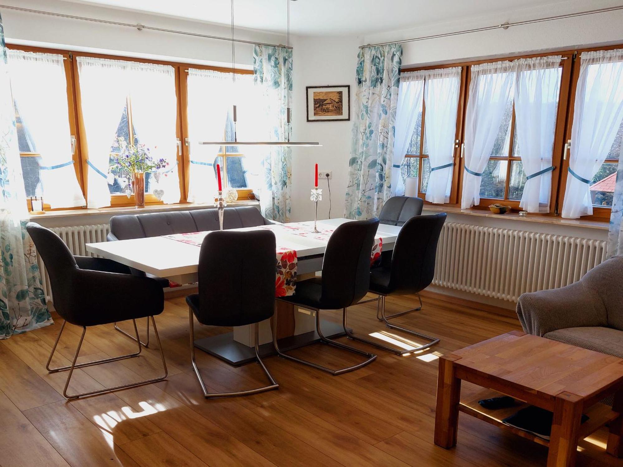 エルツァッハ Schlosshof - Der Urlaubsbauernhofヴィラ エクステリア 写真